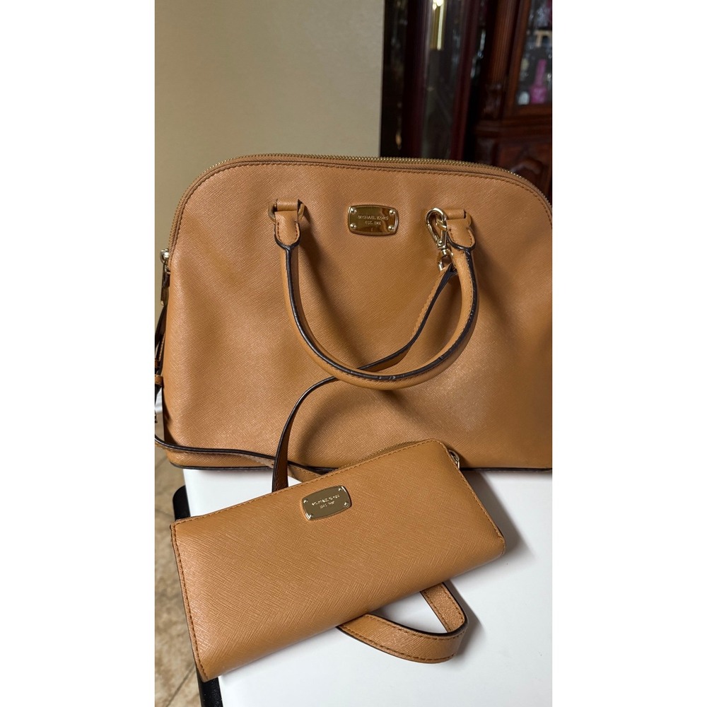 Michael Kors Cindy Large Dome Satchel Tan Saffiano Leather Wallet Crossbody Set